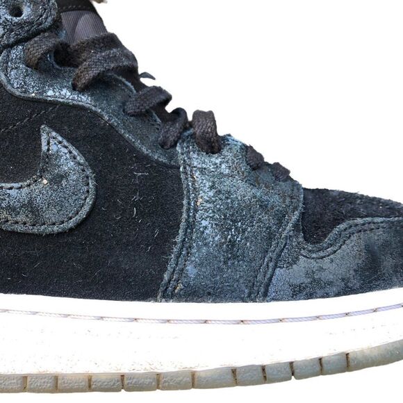 RARE 2016 Nike Air Jordan 1 Retro High Heiress Black Suede Size 6 - Picture 3 of 16